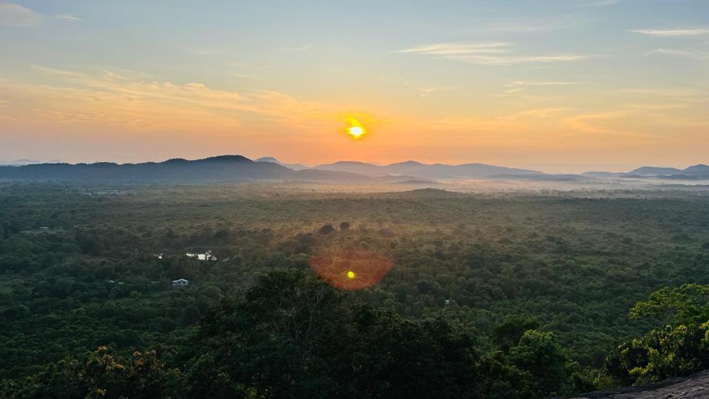 Village Feel Home Stay Sigiriya Exterior photo